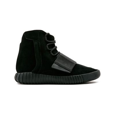 Adidas Yeezy Boost 750 'triple black', Men's Fashion, Footwear, Sneakers on  Carousell