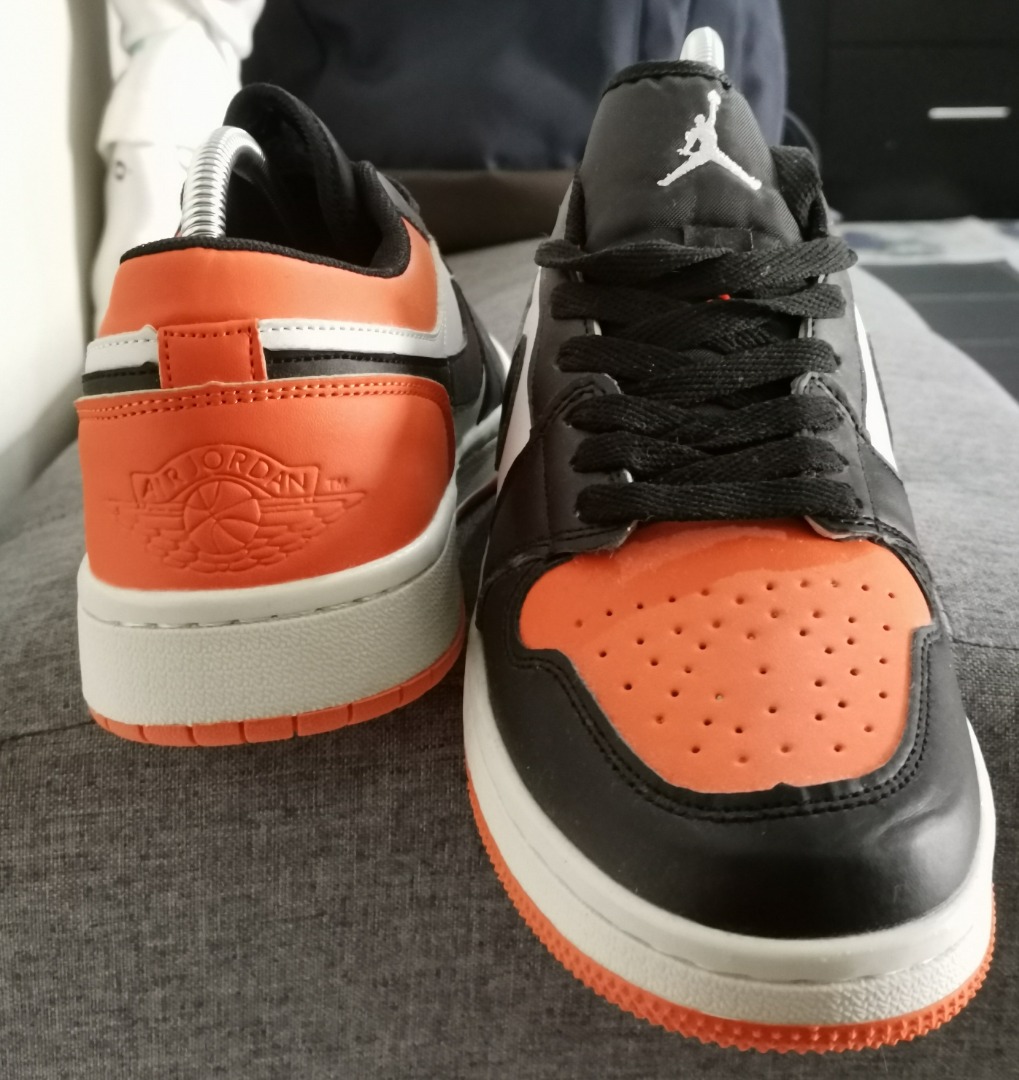 jordan 1 low sbb on feet