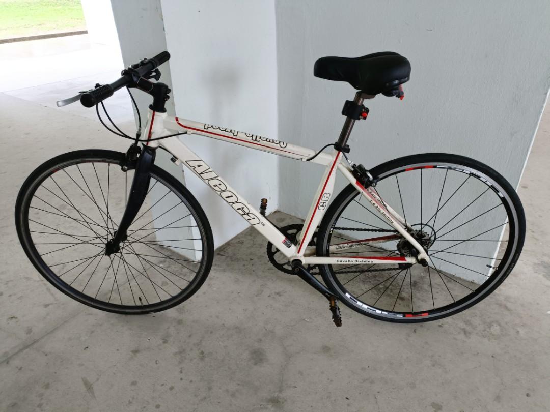Aleoca road bike