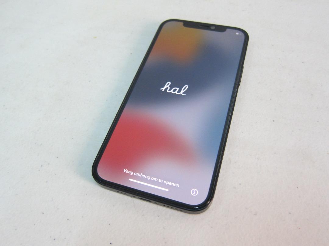Apple iPhone 12 black 128 GB, Mobile Phones & Gadgets, Mobile Phones