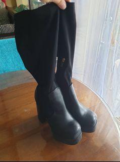 BOOTS STRETCH SIZE 9 TO 10 WOMENS