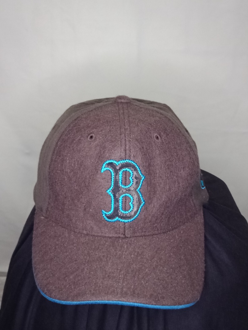 Boston Fitted Cap, Men's Fashion, Watches & Accessories, Caps & Hats on Carousell