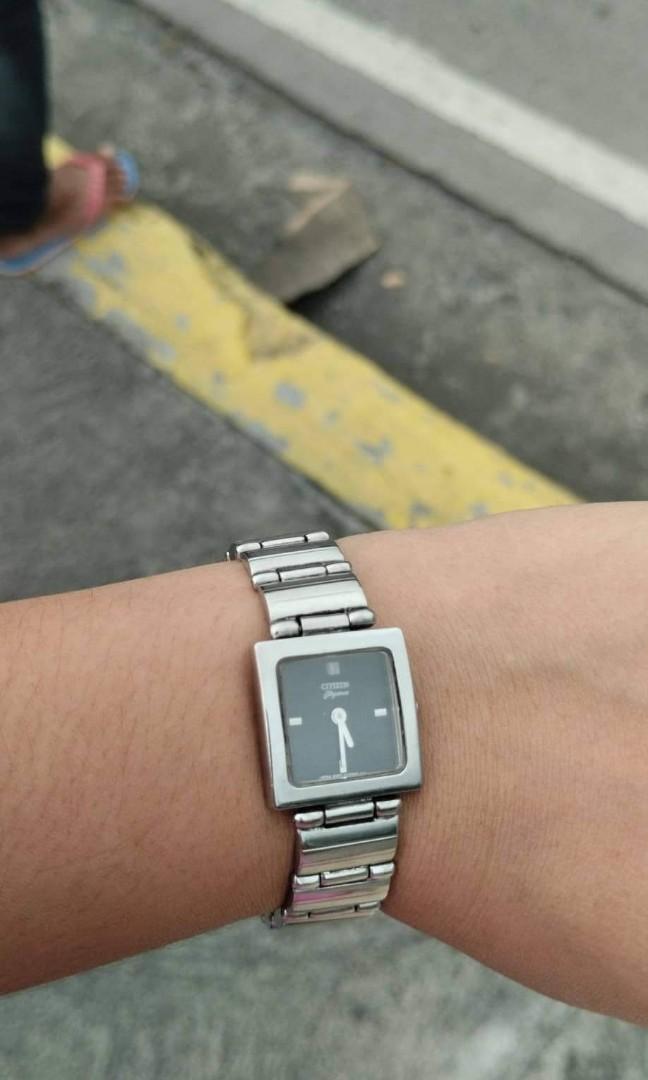Citizen elegance shop signature watch