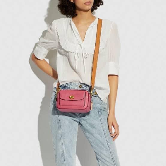 Coach Willow Camera Bag Colorblock Rouge Multicolor, Women's Fashion