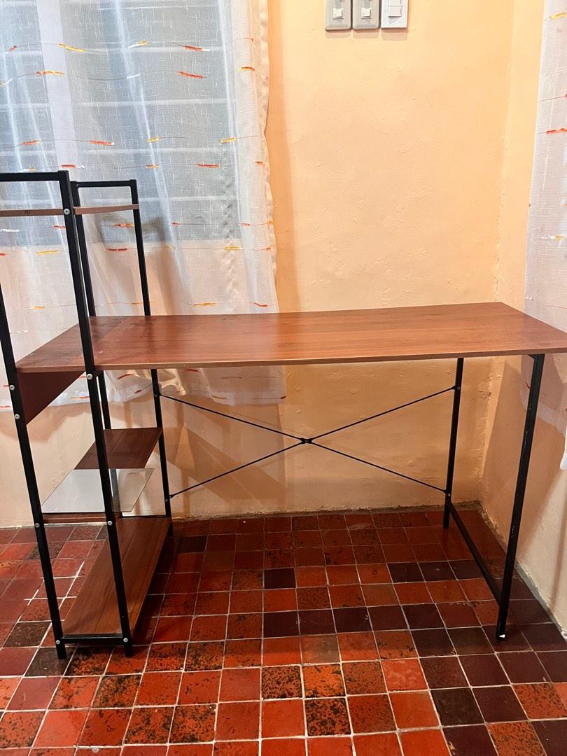 Computer Table Preloved, Furniture & Home Living, Furniture, Tables