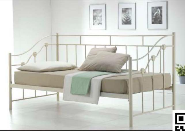 Day shop beds b&m