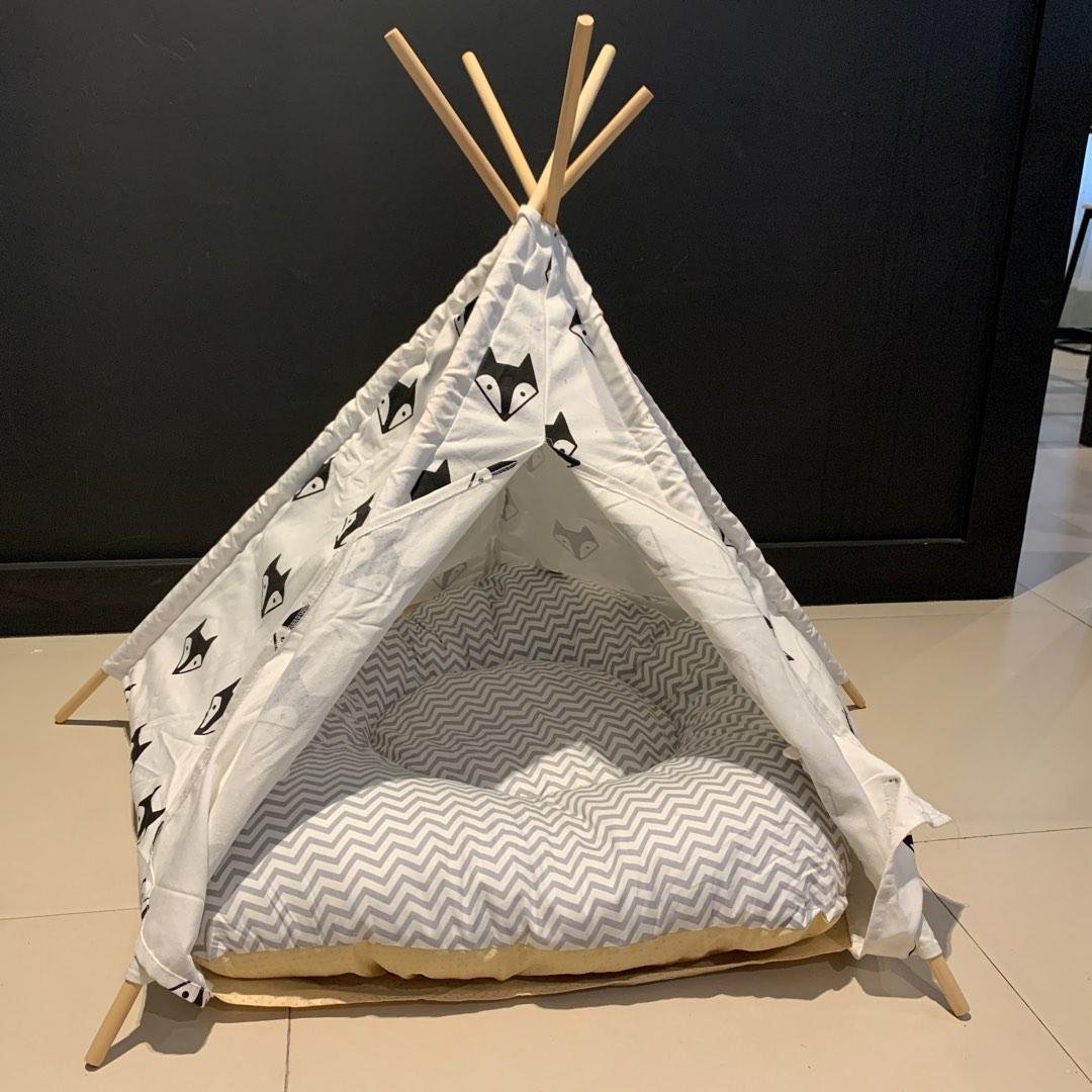 Dog Cat Tent Tee Pee Bed with Cushion (Category: Homes & Other Pet Accessories) located in Mandaluyong City. Submitted by MyDepot (Listing ID 1180949109, Image 2). Description: Tee Pee With Mattress Dog or Cat Tent On-Hand Dimension: 35”W x 29”H One size only MOP: Bank Transfer (BPI,BDO) GCash, Maya Pick-up location for courier: 352-A F. Ortigas cor. I.Lopez Mandaluyong City (25 Coffee Club) Contact Details: 09153851597.