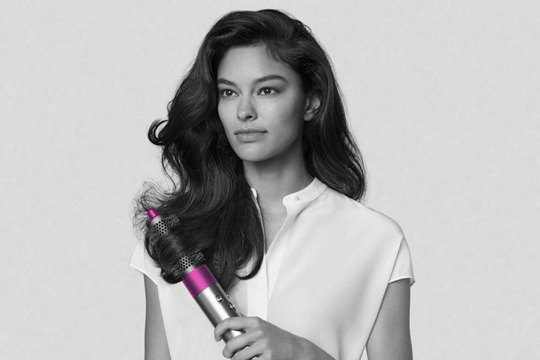 DYSON AIRWRAP (+ 2 FREE GIFTS) , Beauty & Personal Care, Hair on Carousell