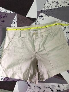 Gap shorts