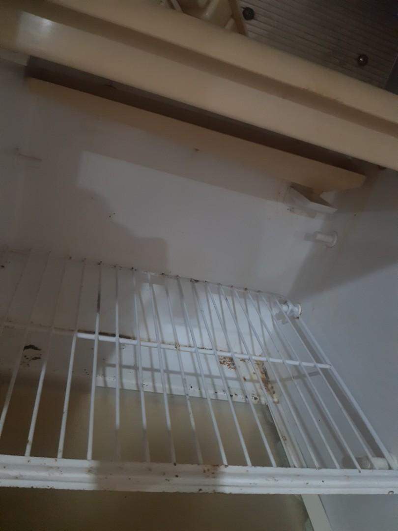GE 2 door refrigerator for sale, TV & Home Appliances, Kitchen