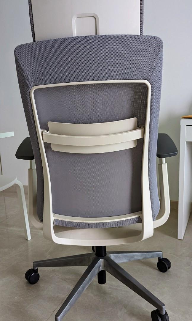 Grey and white office chair, Furniture & Home Living, Furniture, Chairs on Carousell