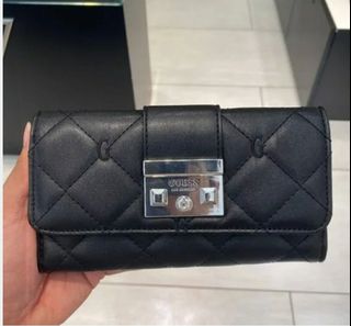 (Category: ) located in . Submitted by irresistible_selection (Listing ID 1181077707, Image 1). Description: .