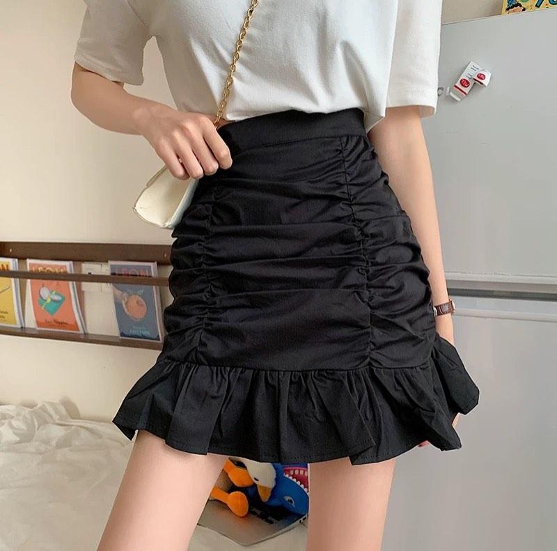 high waisted ruched black kpop inspired skirt, Women's Fashion, Bottoms,  Skirts on Carousell