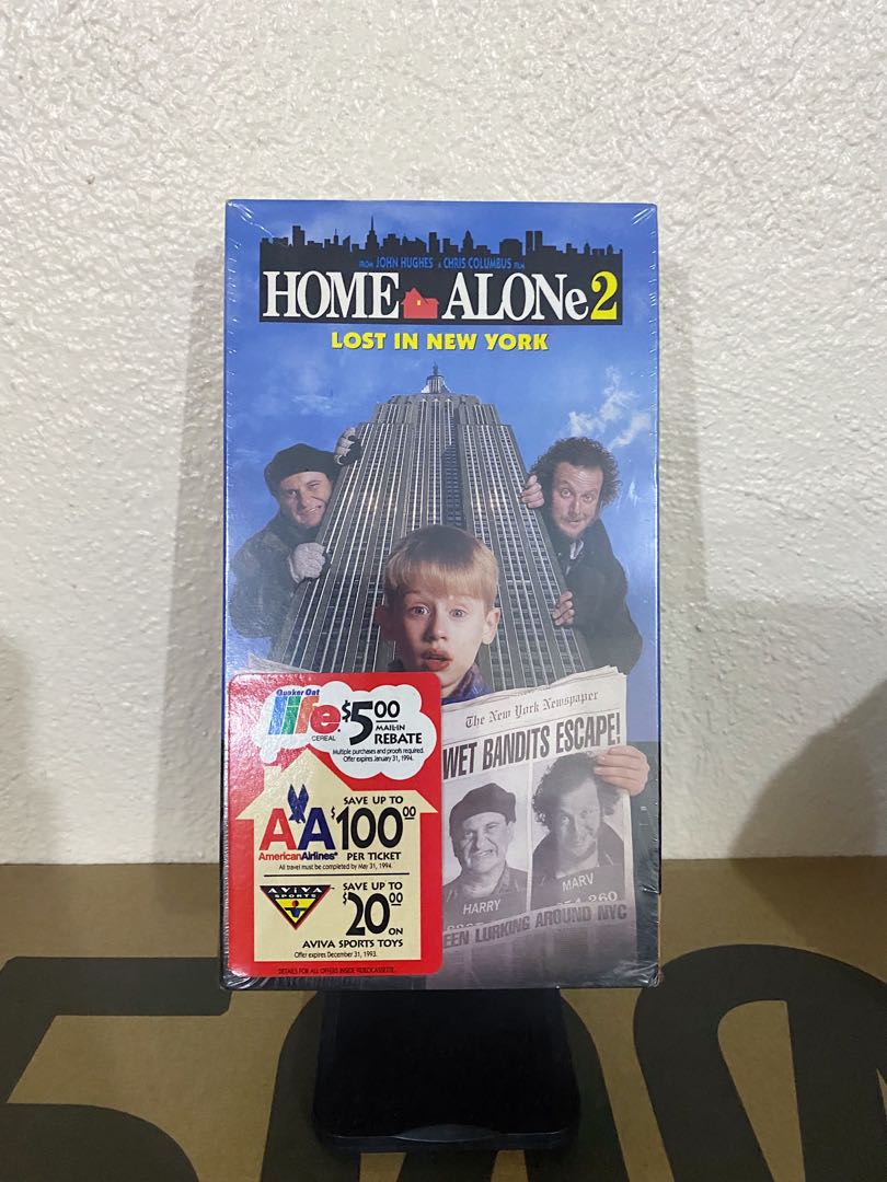 Home Alone 2 Lost in New York VHS Movie, Hobbies & Toys, Memorabilia