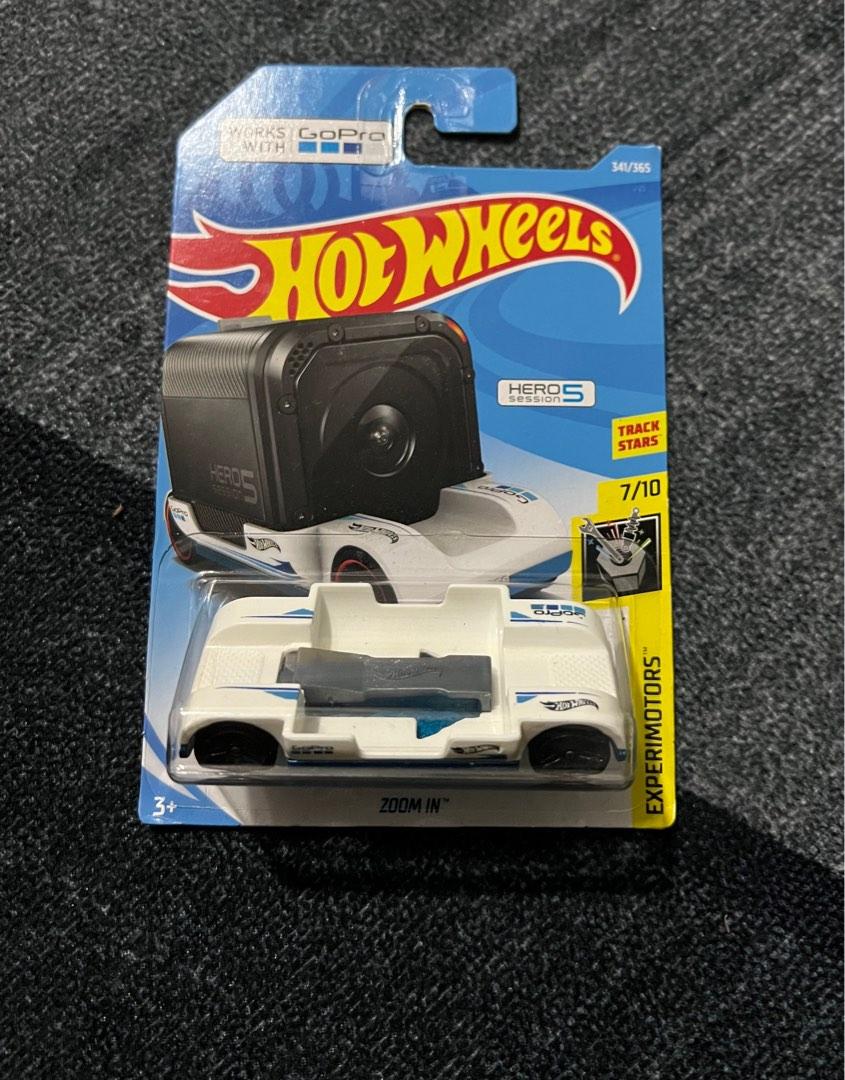 Hot wheels zoom in white on sale