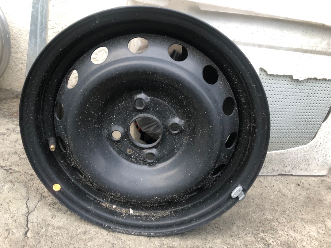 Hyundai Accent Steel Mags (5 pcs.), Car Parts & Accessories, Mags and