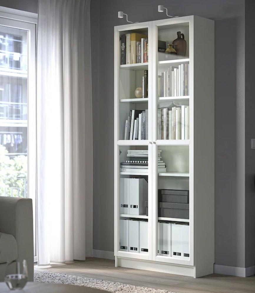 Ikea billy oxberg Bookshelve full glass door to let go ...