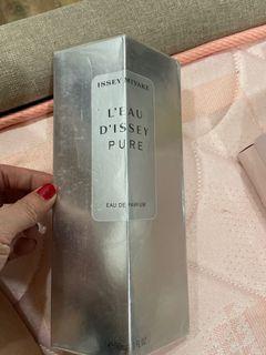 issey miyake L'eau D' issey pure 90ml