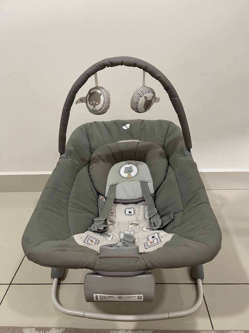 Joie wish store bouncer chair