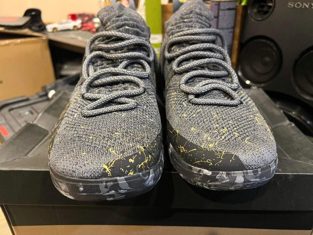 Gold splatter deals kd 11
