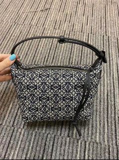 （分類：）位於 。 由 tktk.buy 提交（商品編號 1180920275，圖片 1）。簡介： 。
