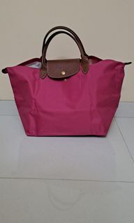 (Category: ) located in . Submitted by piplylim (Listing ID 1180997901, Image 1). Description: .