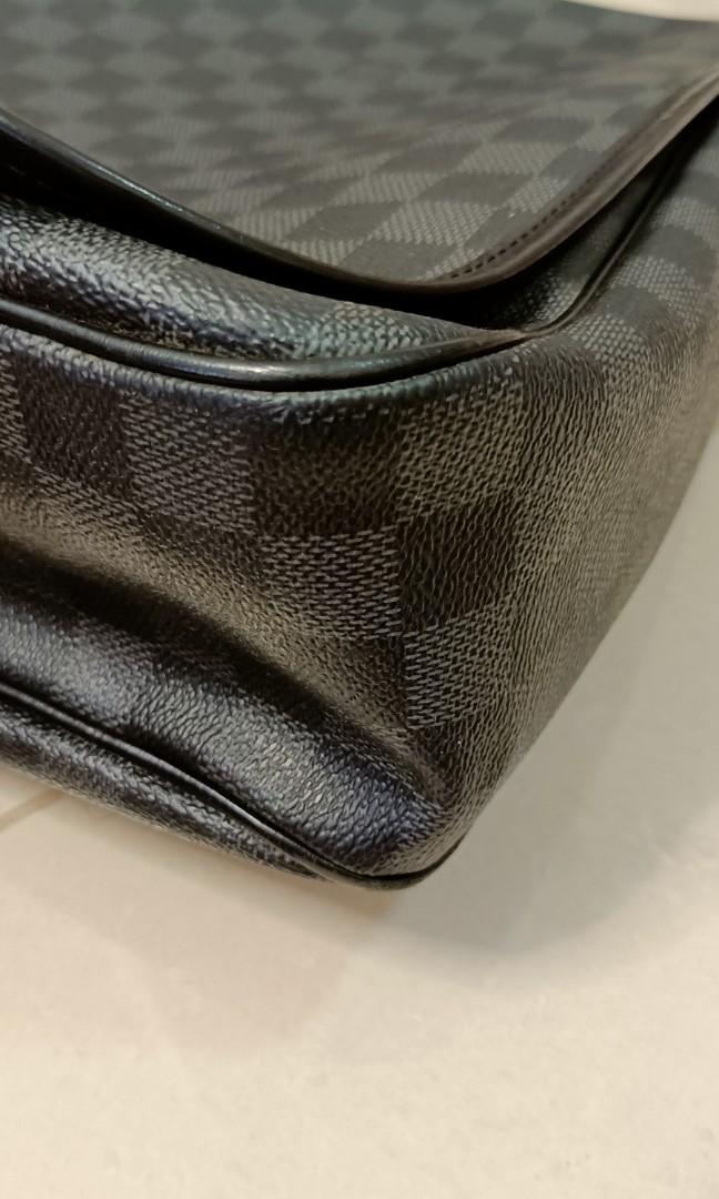 Louis Vuitton Damier Graphite Rem Crossbody Messenger  Bag 861346