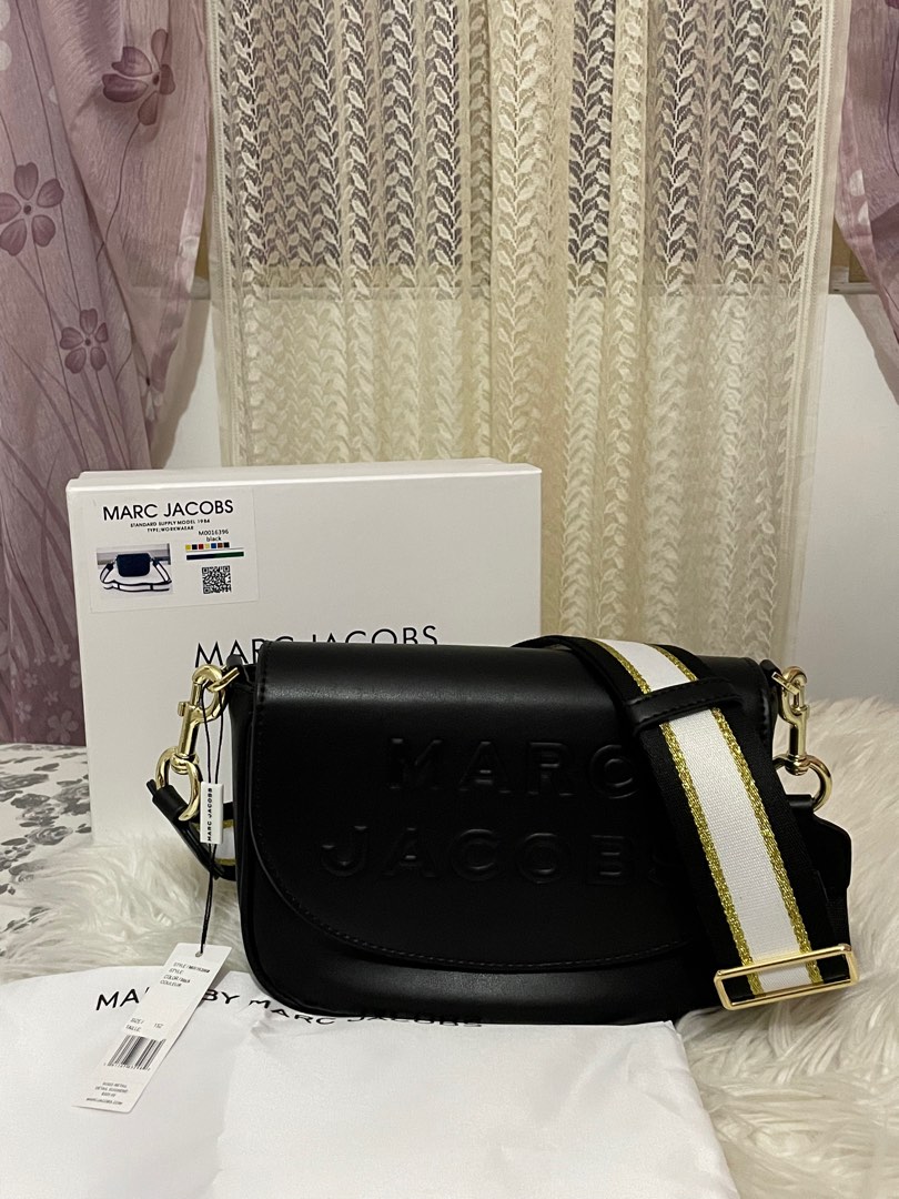 Marc Jacobs Flash Saddle Bag, Luxury, Bags & Wallets on Carousell