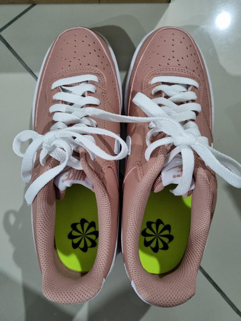 NEW Nike Women Court Vision Low Shoes in Rose Whisper Women s