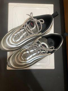 Nike 二手裸鞋子 銀彈Us9