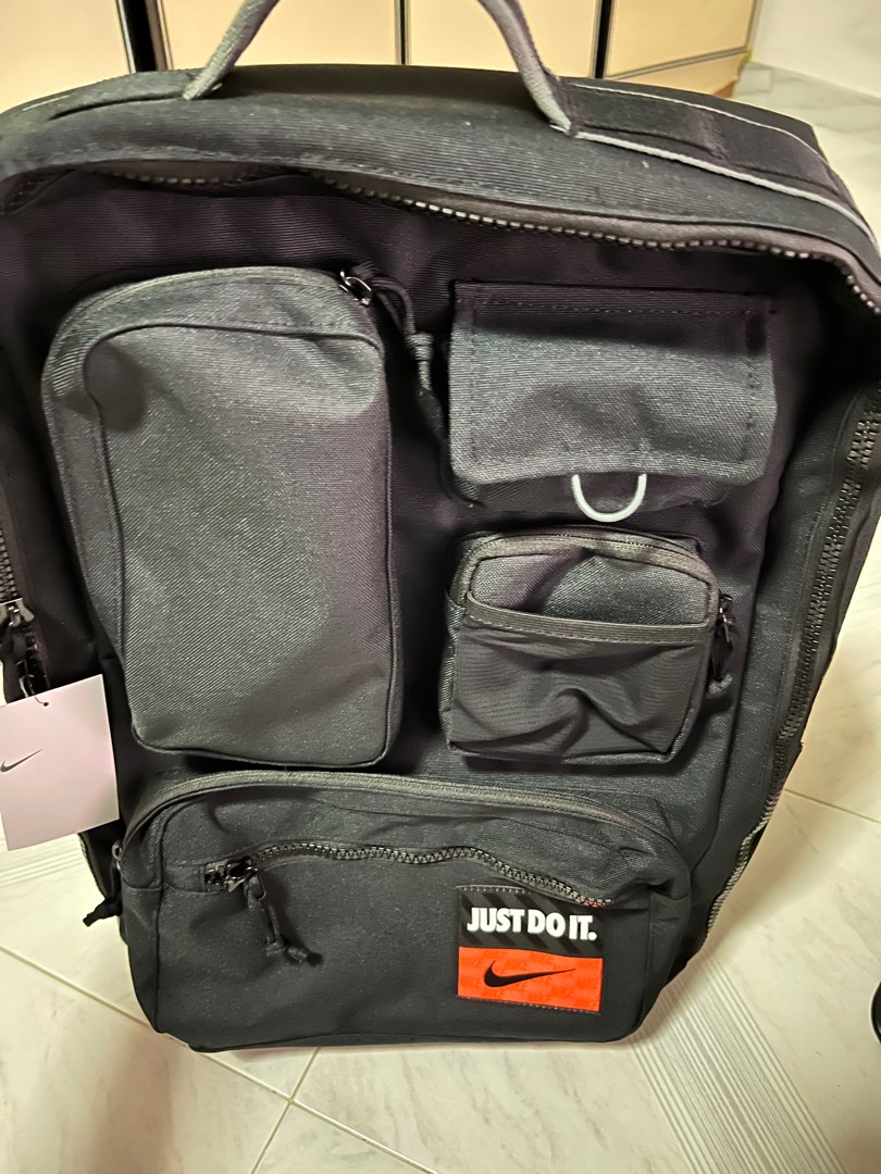 mens nike backpacks