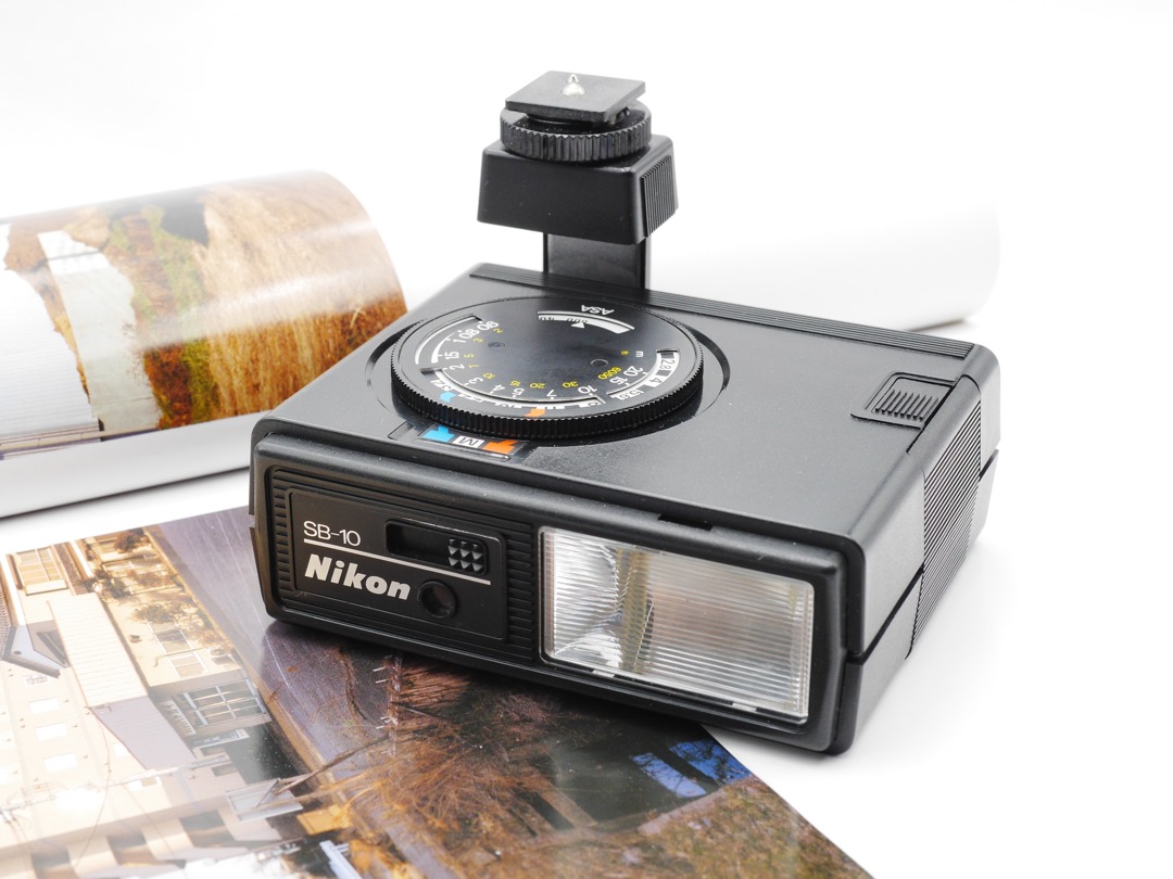 Nikon SB10 External Flash Unit, Photography, Cameras on Carousell