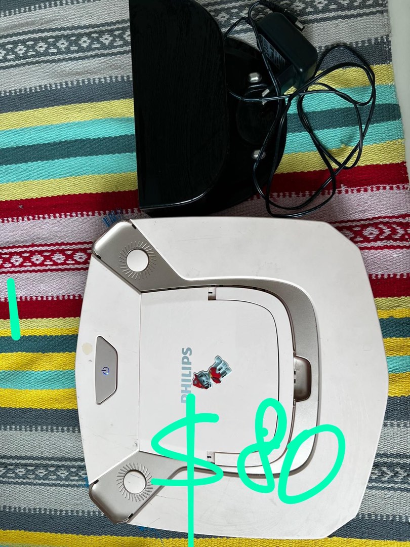 Philips robotic vacuum, TV & Home Appliances, Vacuum Cleaner