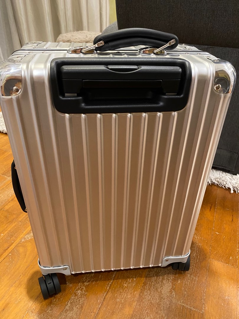 Rimowa classic discount flight black