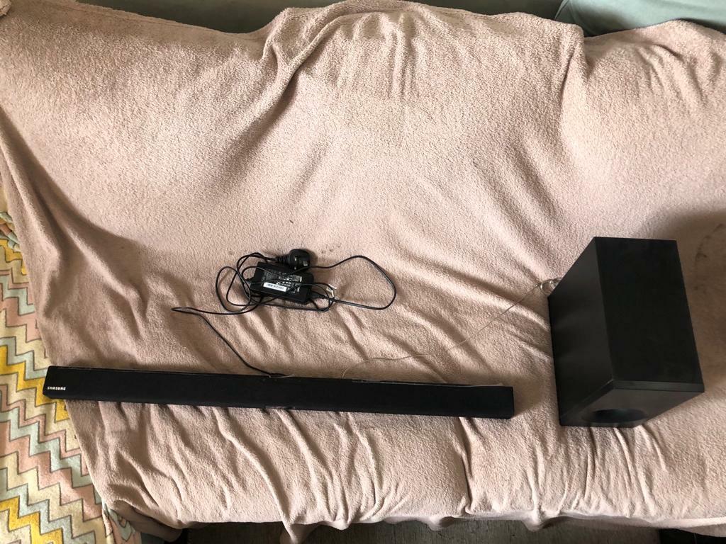 Samsung bluetooth soundbar with bass booster, Audio, Soundbars