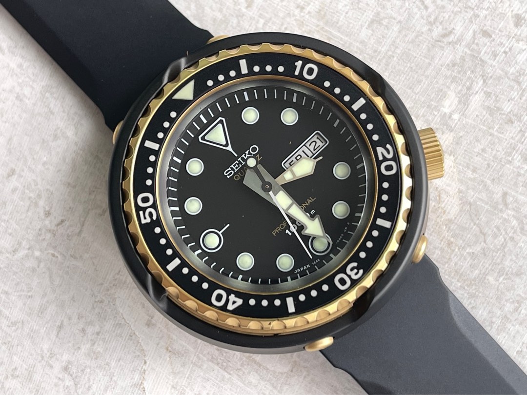 Seiko SBBN040 1000m Golden Tuna LE, VGC, Men's Fashion, Watches &  Accessories, Watches on Carousell