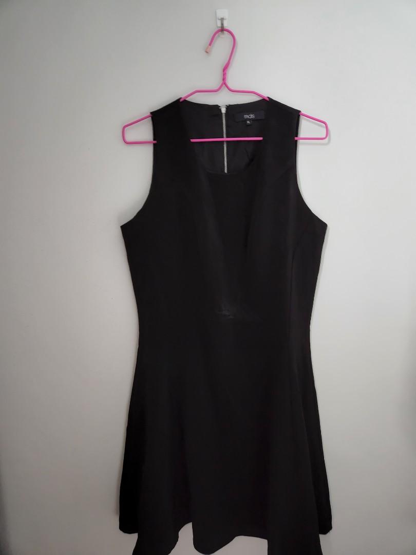 Simply Black Dress, Women's Fashion, Dresses u0026 Sets, Dresses on Carousell
