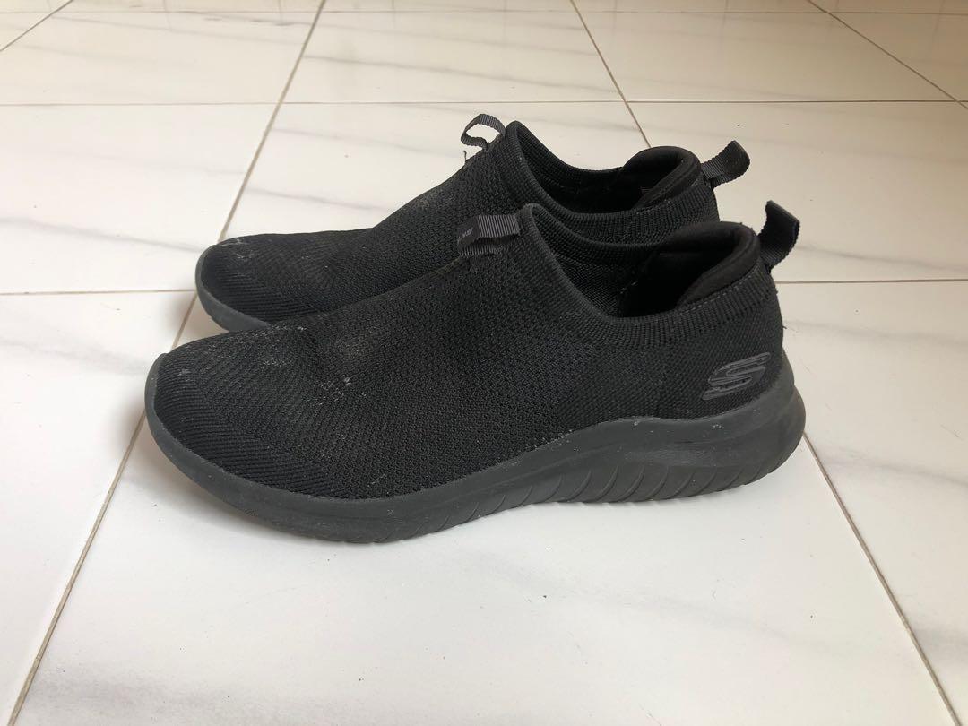 Casual shoes hotsell skechers