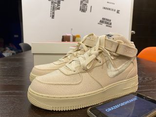 (Category: ) located in . Submitted by crazeforsneaker (Listing ID 1181053628, Image 1). Description: .