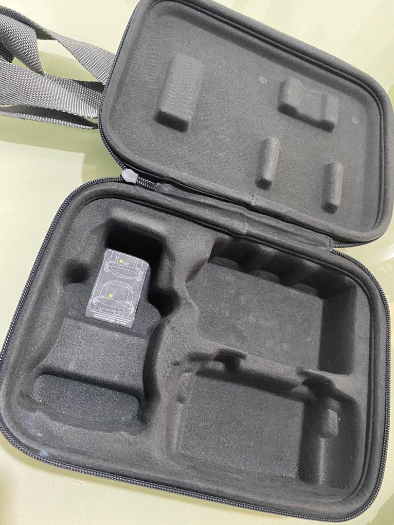 Used‼️DJI mavic mini standard Storage Bag (Category: Camera Bags & Carriers) located in Manila. Submitted by krishmeow (Listing ID 1180915494, Image 2). Description: For sale‼️ DJI Mavic mini Standard Storage Bag ( well used ) but looks new. Php 500 Rfs: not using anymore. 📩 pls message for inquires. Shipping fee- shouldered by Buyer👍 📍location: malate manila.