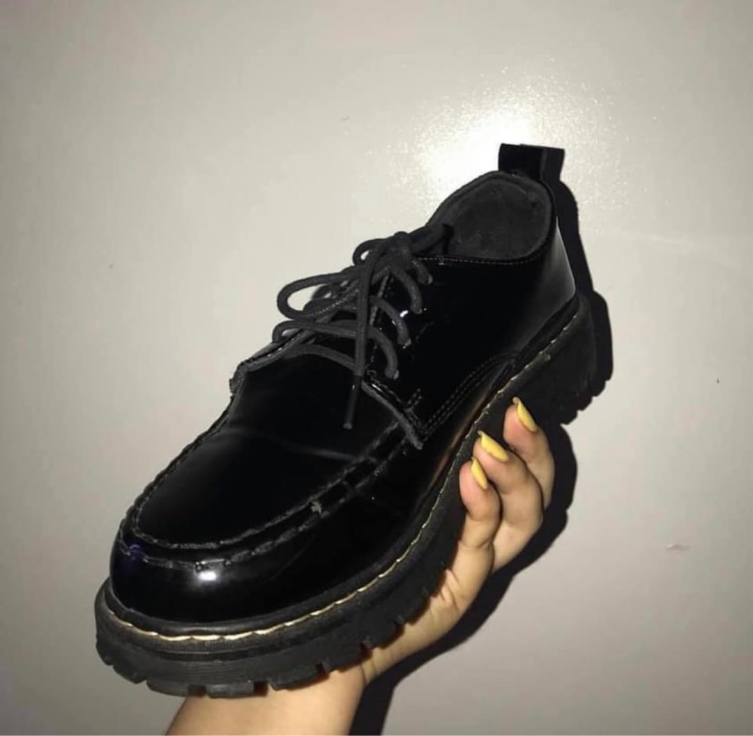 Old school clearance black shoes