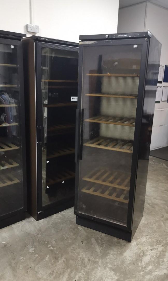 Vintec wine fridge, TV & Home Appliances, Kitchen Appliances