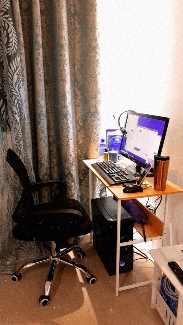 Table and chair for wfh clearance