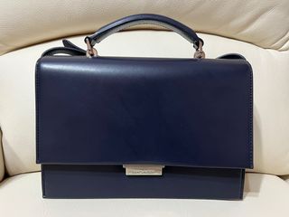 （分類：）位於 。 由 plmokn39 提交（商品編號 1176367488，圖片 1）。簡介： 。