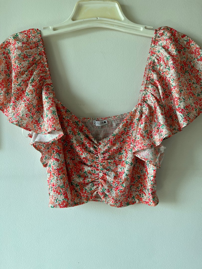 Zara Floral Crop Top, Women's Fashion, Tops, Blouses on Carousell