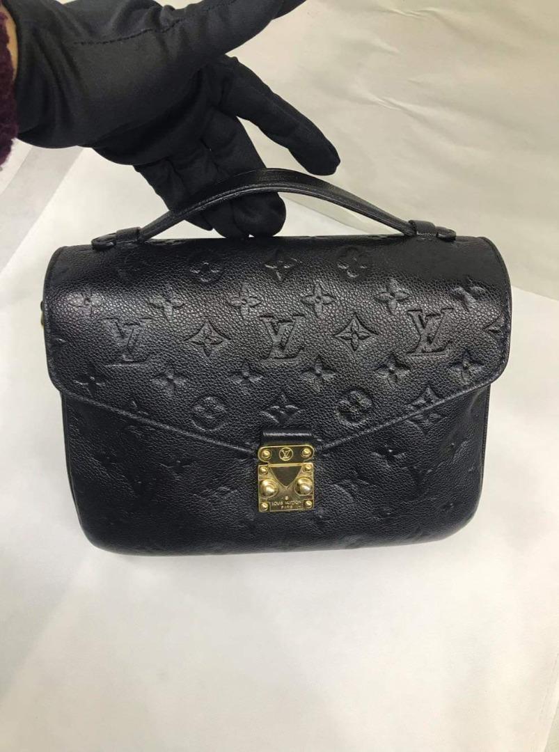 Louis Vuitton Marine Rouge Monogram Empreinte Leather Pochette Metis Bag -  Yoogi's Closet