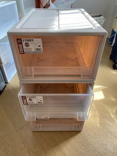 （分類：）位於 。 由 amydr 提交（商品編號 1181157440，圖片 1）。簡介： 。