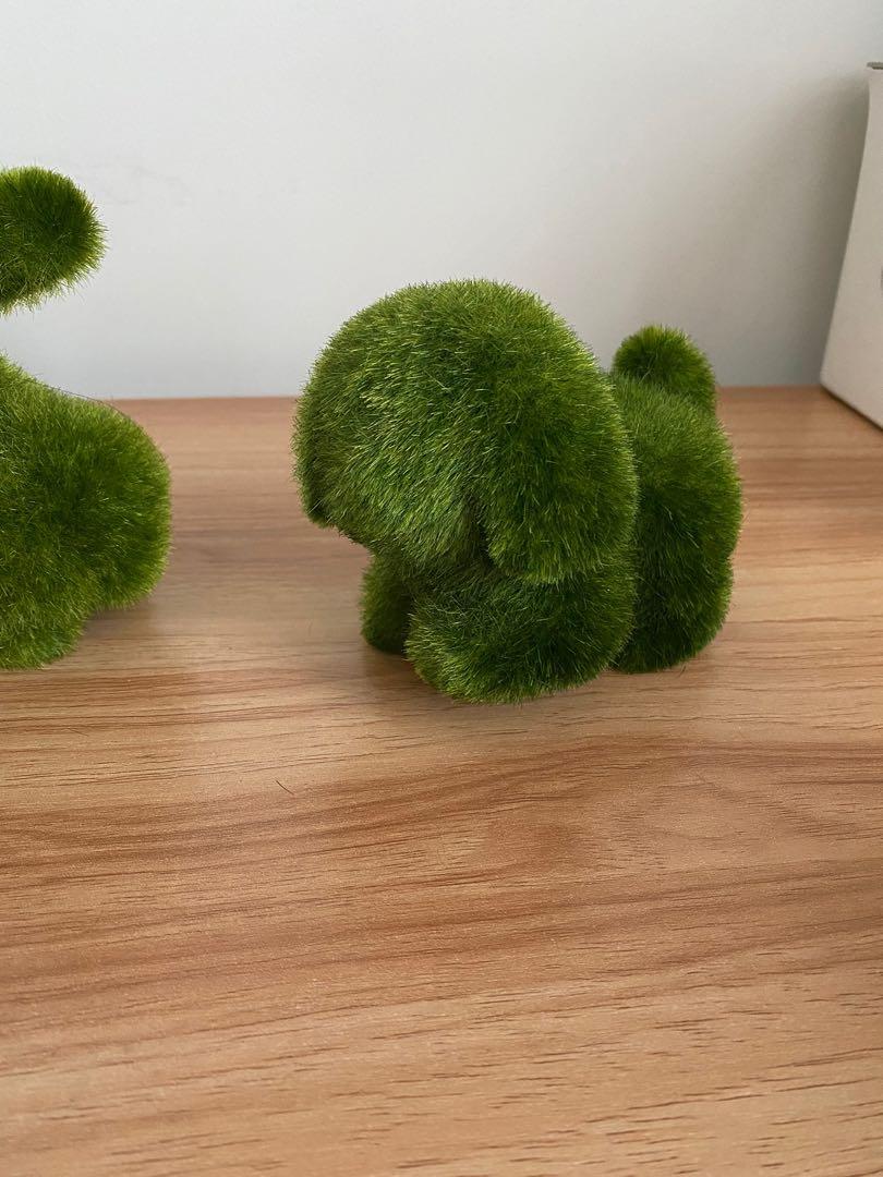 Artificial Grass Animals Display, Furniture & Home Living, Home Decor