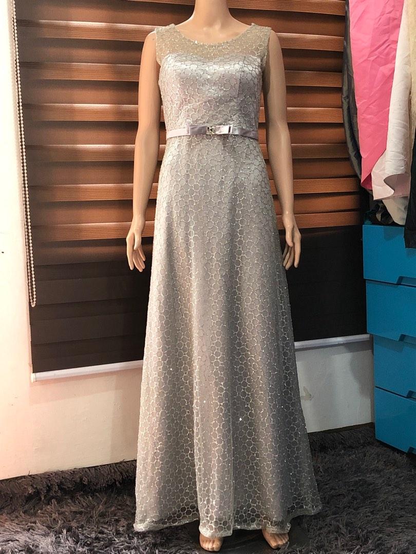 Ash top gray gown