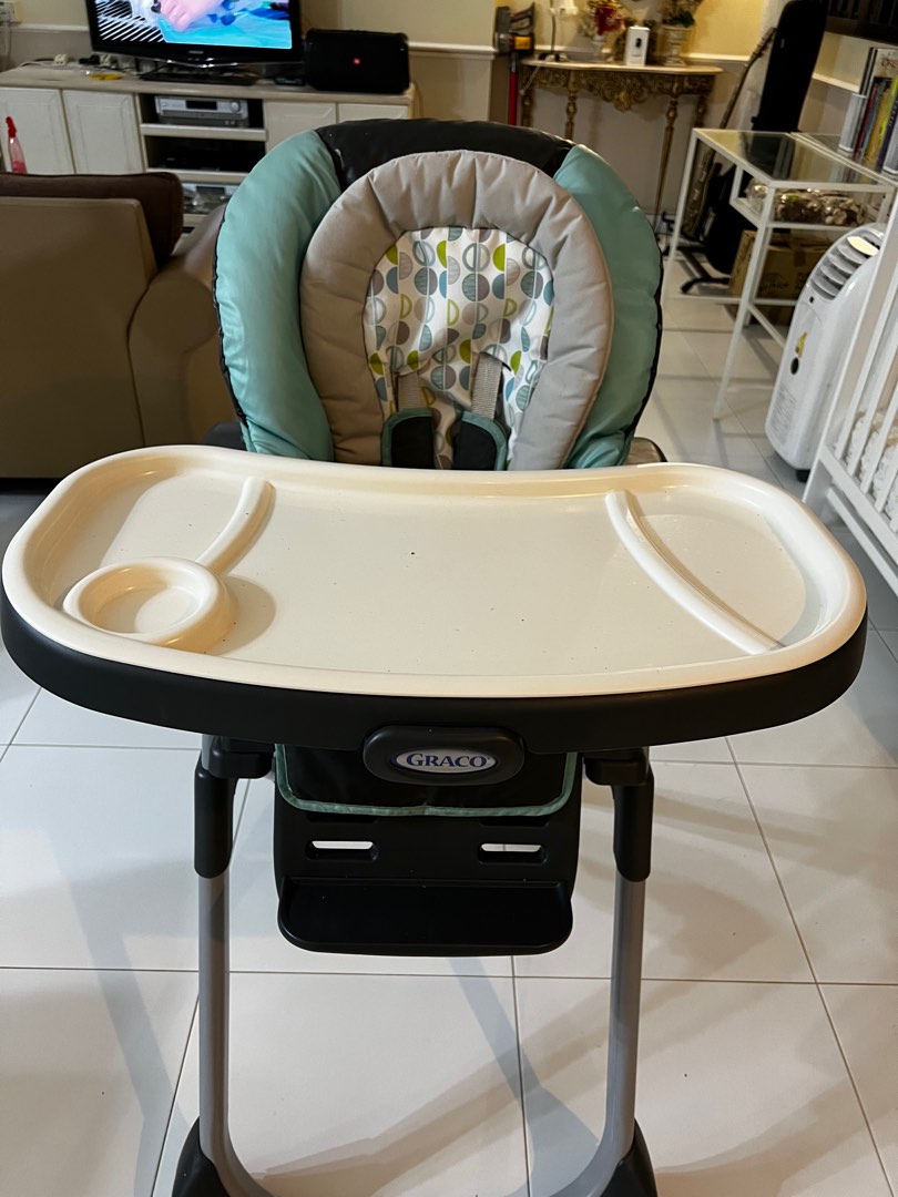 Baby High Chair (Graco Duo Diner), Babies & Kids, Nursing & Feeding ...
